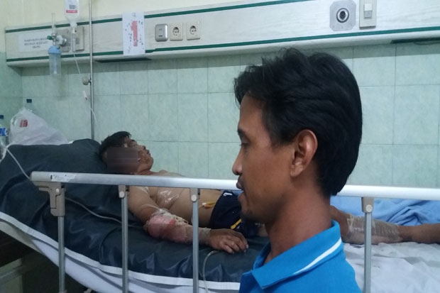 Menyelam di Parit Selama...