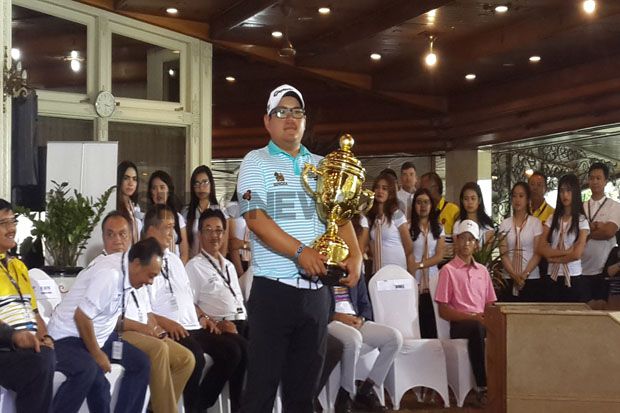 Nikmati Golf Kunci Panuphol...