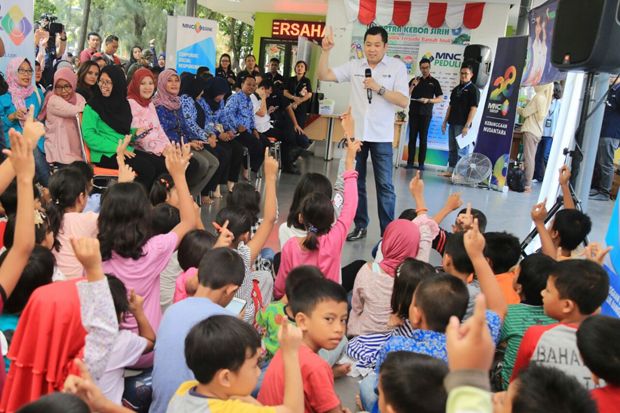 Peringati HUT Ke-28...
