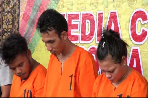 Pasangan yang Ditangkap...