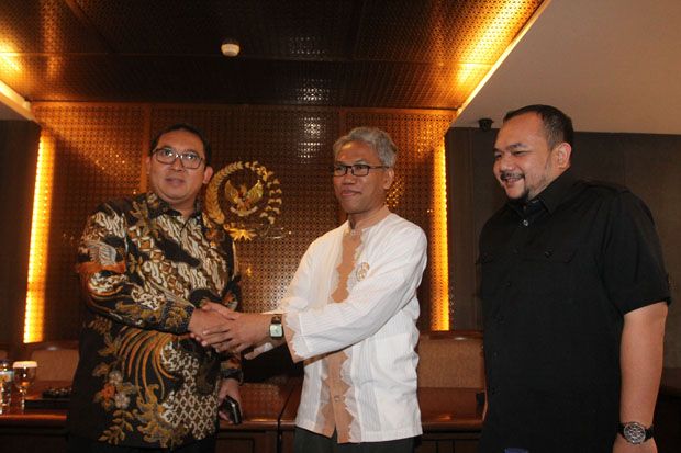 Ngadu ke Fadli Zon,...