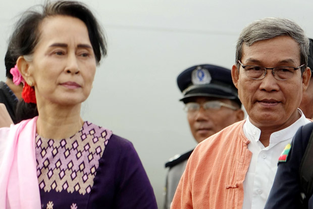 Suu Kyi Kunjungi Rakhine...