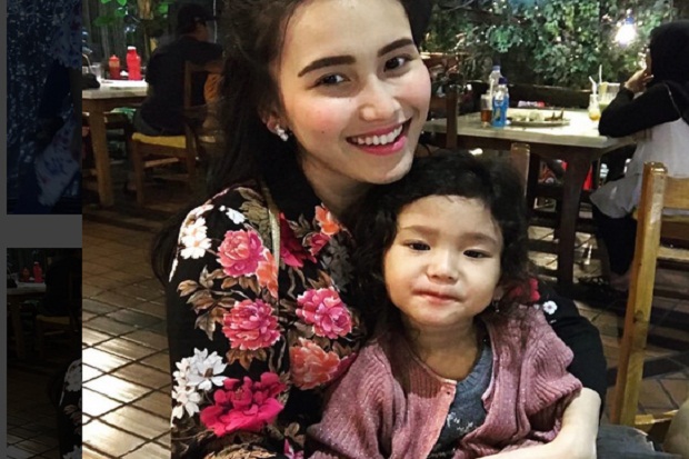 Ayu Ting Ting Senang...