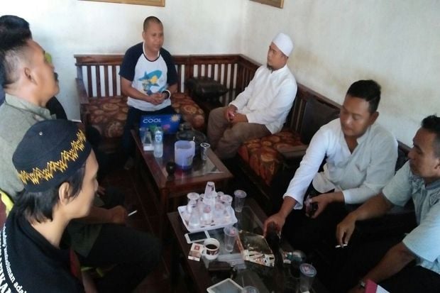 Bangun Masjid, Ketua...
