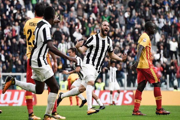 Juventus Rayakan HUT...