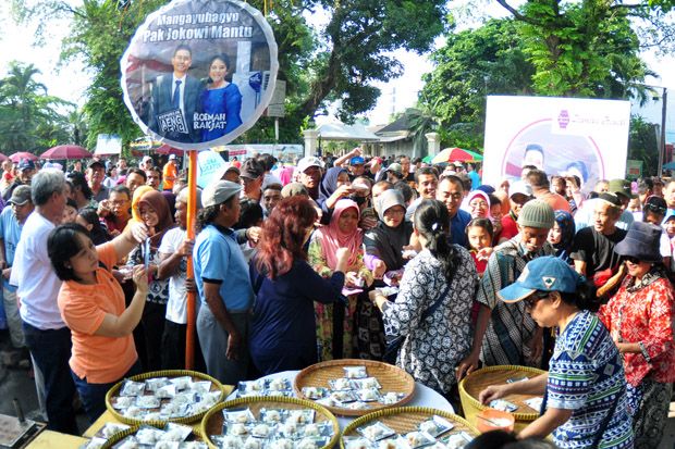 Berbagi Puthu, Masyarakat...