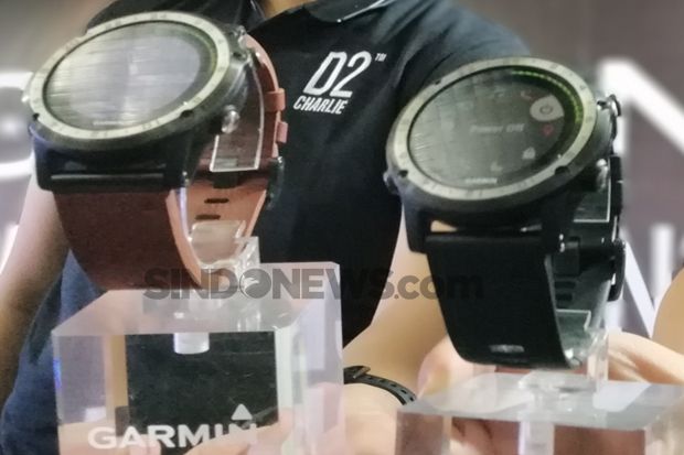 Garmin D2 Charlie Smartwatch...