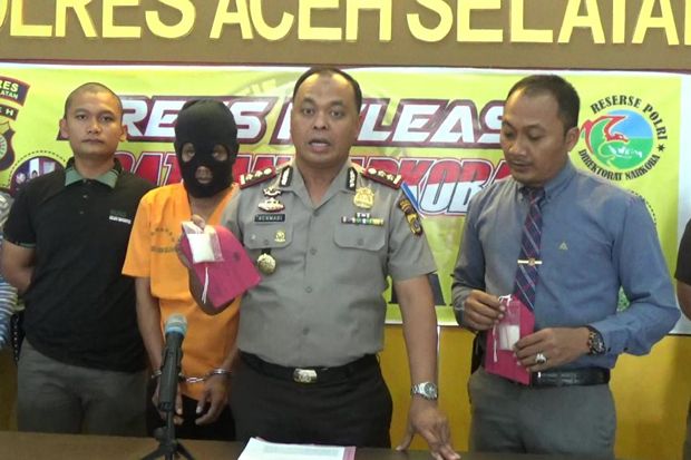 Satres Narkoba Polres...