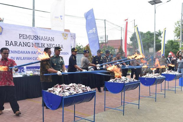 Selesaikan Operasi Patuh...
