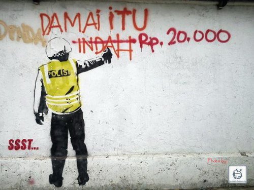 Pungli Sopir Truk, Tiga...