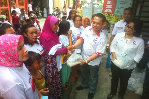 Partai Perindo Bantu...