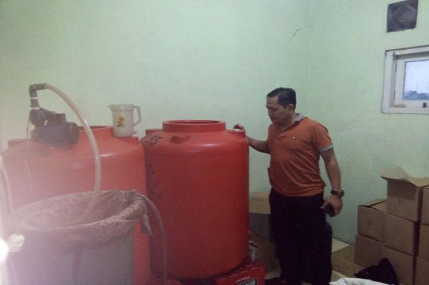 Polres Subang Gerebek...