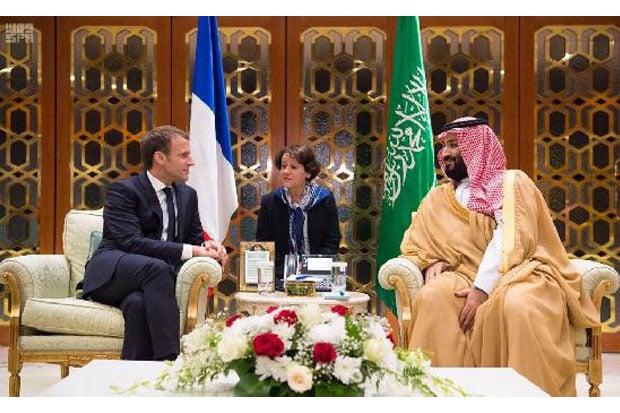 Beri Dukungan, Macron...