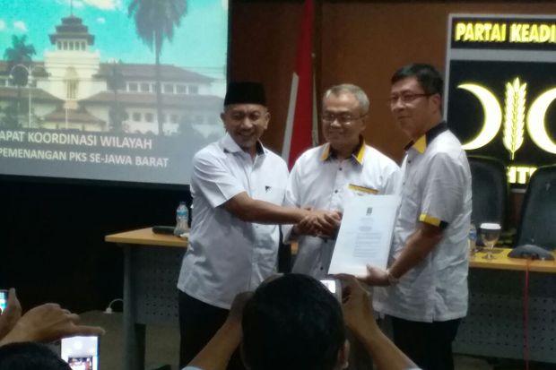 Jelang Pilgub Jabar,...