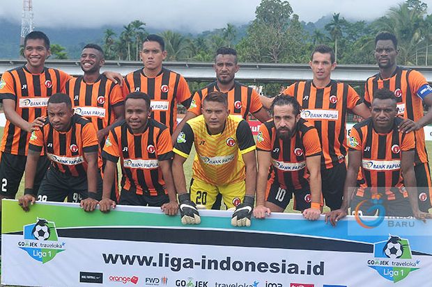 Permalukan Persib, Perseru...