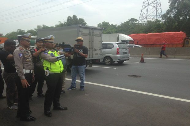 Gunakan Speed Gun Polres...
