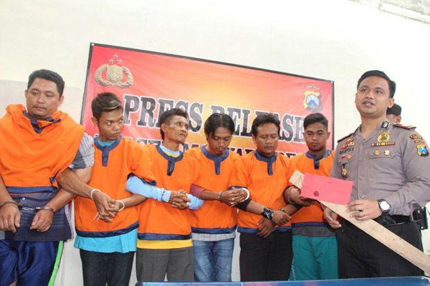 Duh, 6 Warga di Gresik...