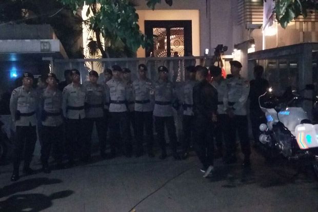 KPK Datangi Rumah Setya...