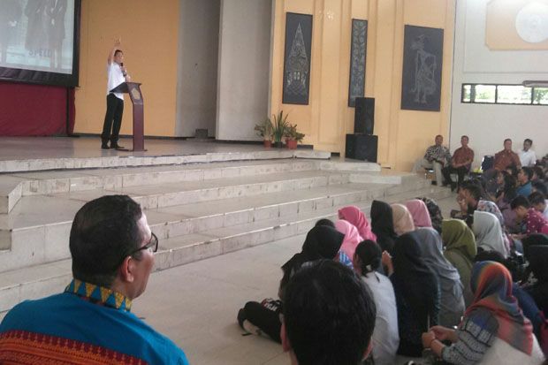 HT Beri Kuliah Umum...