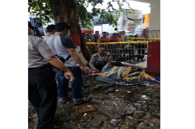 Pembunuh Mayat di Kampung...
