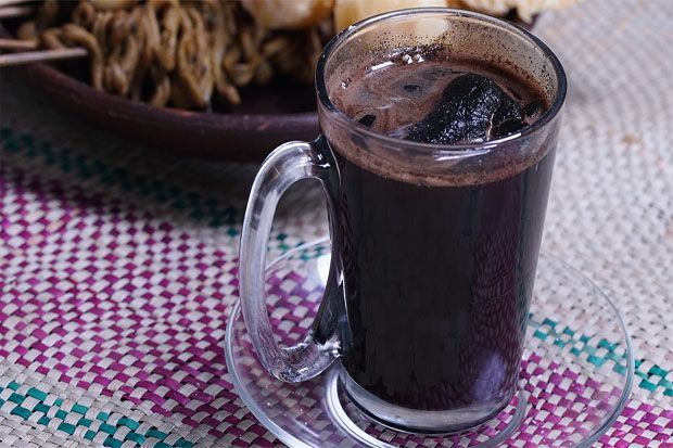 Menikmati Kopi Joss...