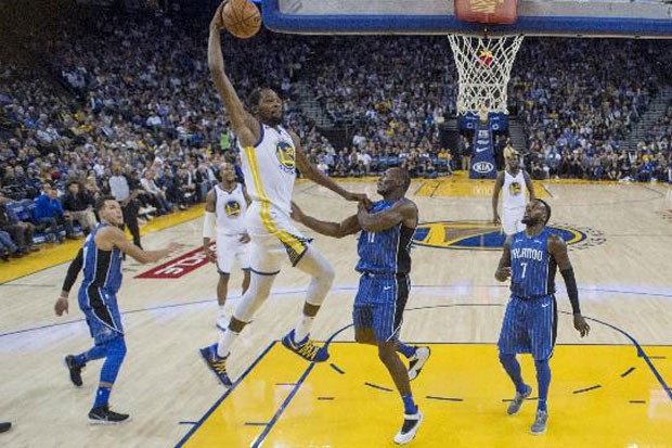 Kalahkan Orlando Magic,...