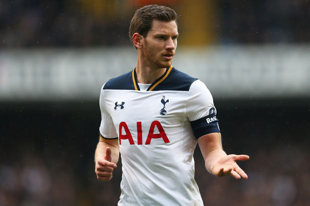 Pulih Cedera, Bek Tottenham...