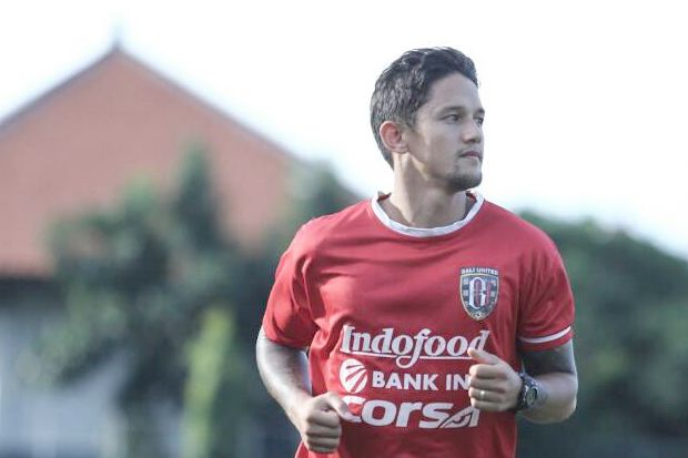Bali United Perpanjang...