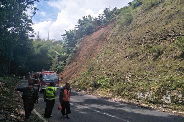 Pengikisan Tebing, Jalur...