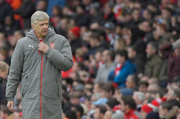Arsene Wenger Tak Senang...