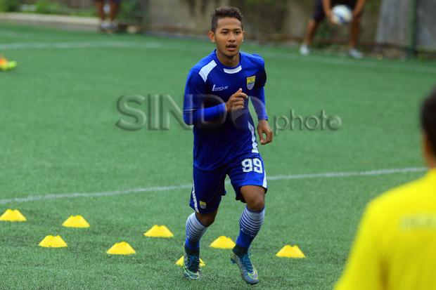Zola Ingin Tampil di...