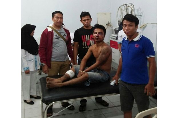 Melawan, Spesialis Pencuri...