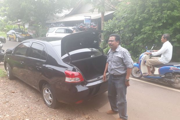 Kades Cibodas Dirampok,...