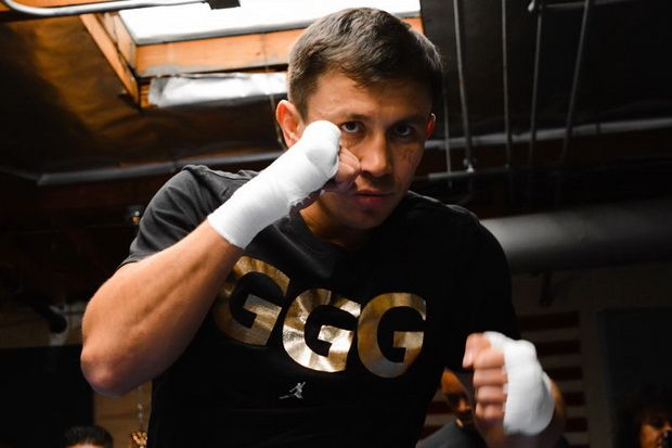 Batal Lawan Canelo,...