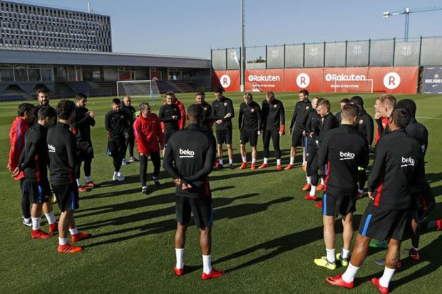 Enam Pemain Barcelona...