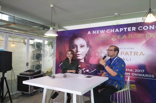 Sambut Tahun Baru, Rossa...
