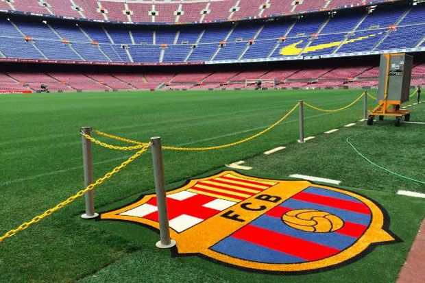 Januari, Barcelona Buka...