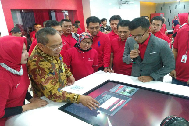 Permudah Pelanggan,...