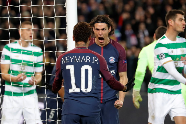 Neymar Cetak Sepasang...