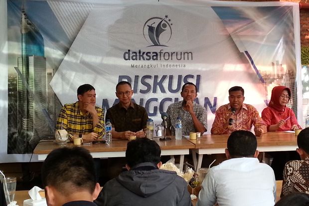 Golkar Tunggu Sikap...
