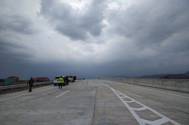 Uji Coba Sukses, Tol...
