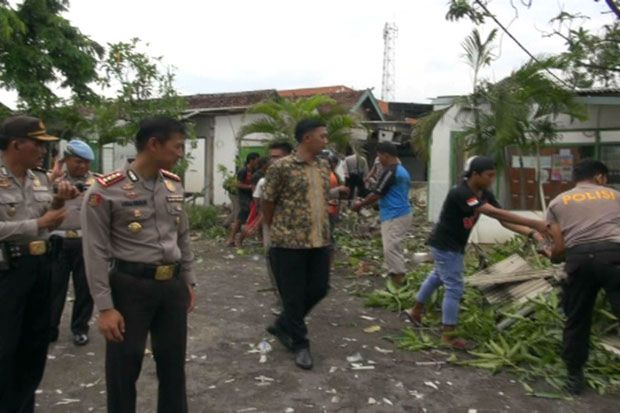 Pengungsi Korban Puting...