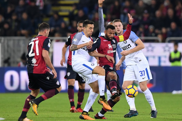 Bungkam Cagliari, Inter...