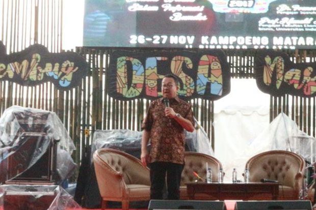 Teknologi Terus Berkembang,...