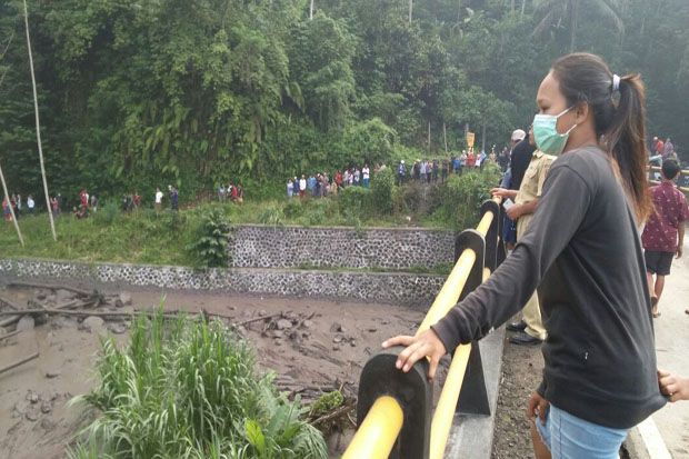 Lahar Dingin dari Gunung...