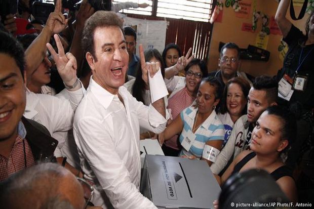 Oposisi Honduras Unggul...