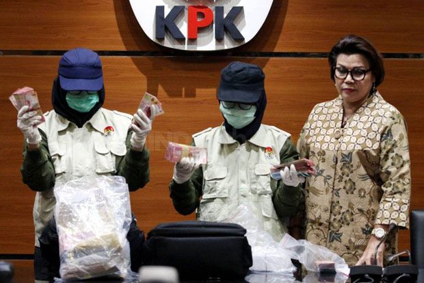 KPK: Uang Suap Rp4,7...
