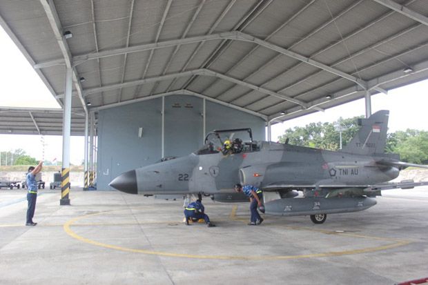 15 Pesawat TNI AU Latihan...