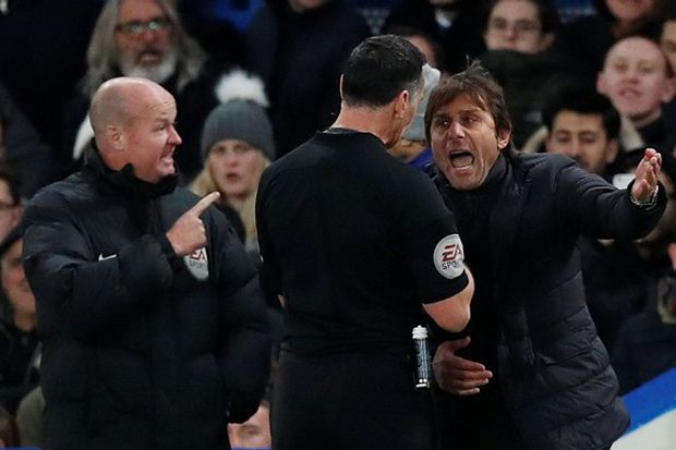 Diusir Wasit, Antonio...