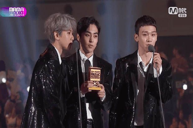 EXO Boyong 2 Piala MAMA...
